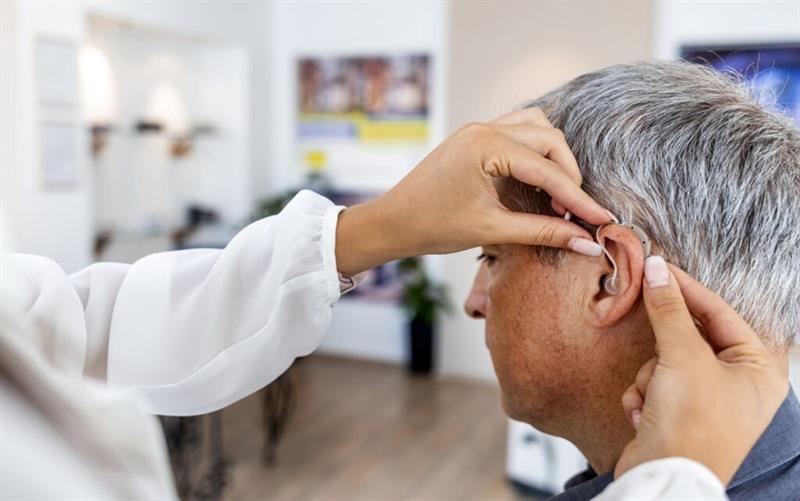 How Does Hearing Loss Affect Elderly Quality of Life?
