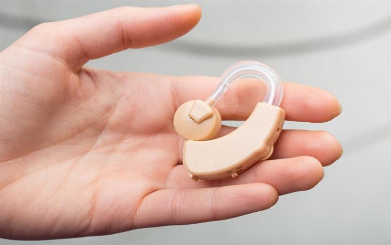 Tech-Savvy Hearing: Enhance Your Life by Linking Hearing Aids to Your Smartphone