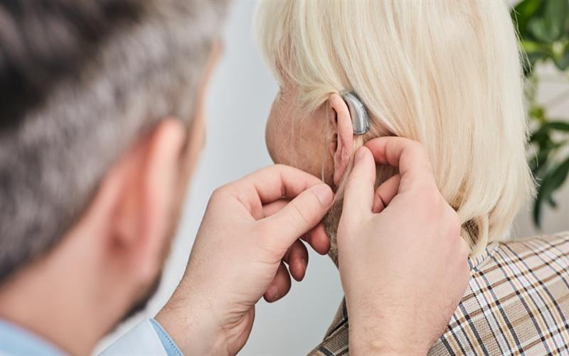 Exploring the Distinctions of Cochlear Implants Versus Hearing Aids 