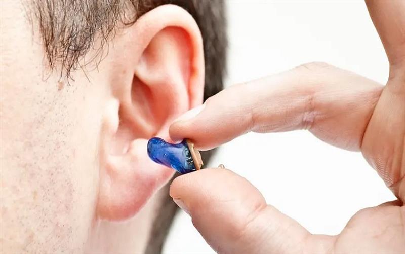 Hearing Aids and Mental Health: The Key to Better Emotional Well-Being